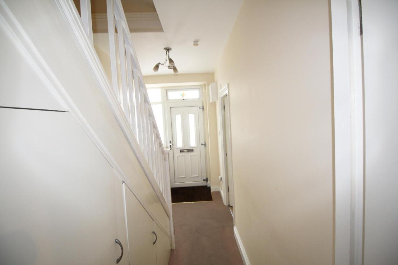 Flexistay Tooting Studios Londra Exterior foto